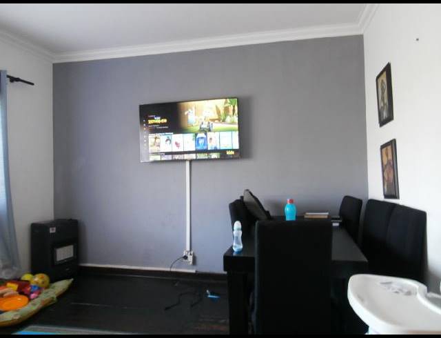 1 BEDROOM APARTMENT FOR SALE IN TOWNSVIEW